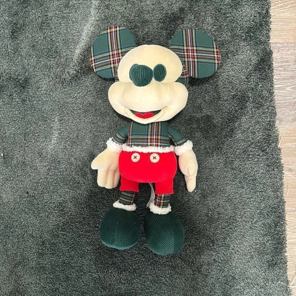 2020 Mickey Mouse Christmas Collector’s Edition